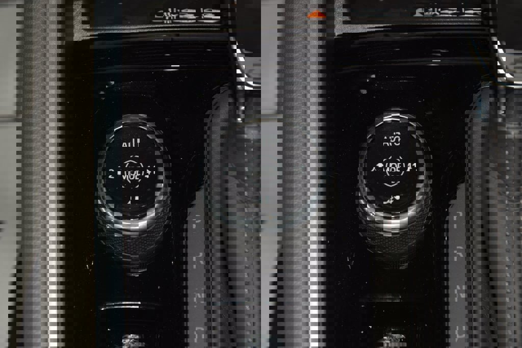 New 2026 Chevrolet Colorado ZR2 w/ Technology Package image 33