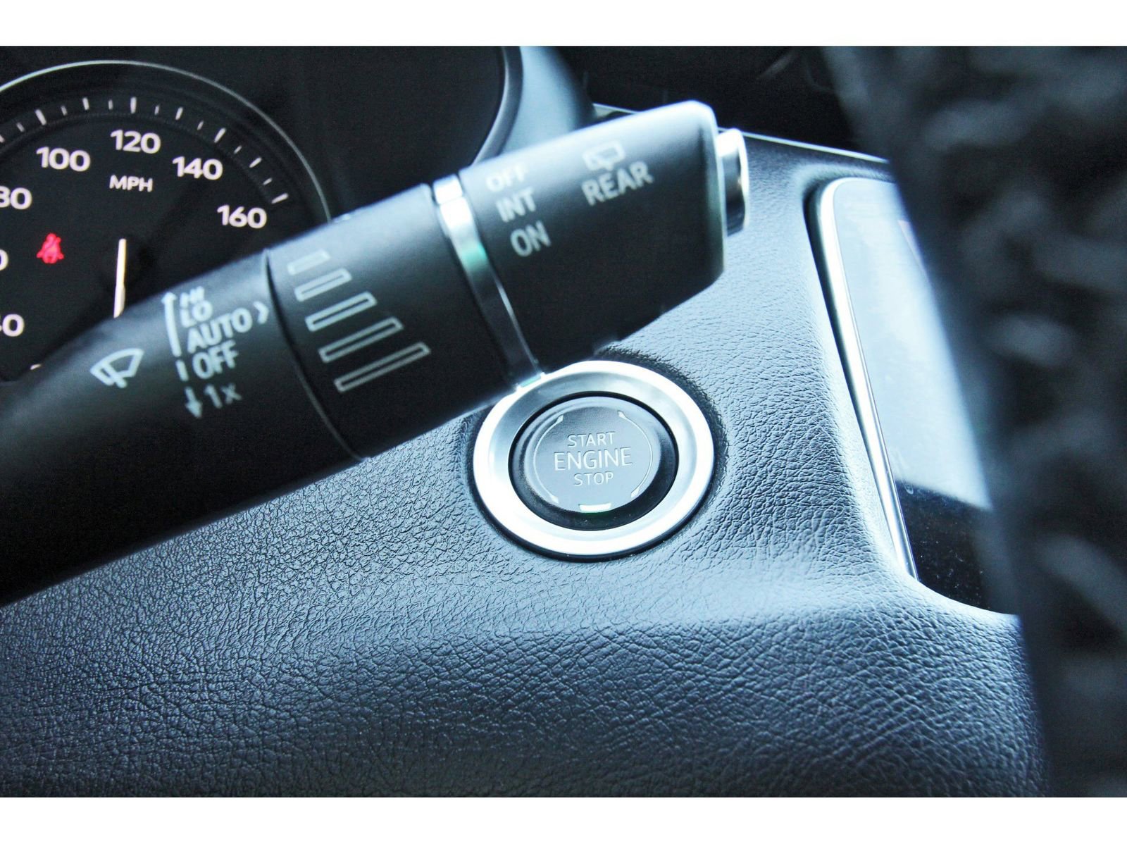 Used 2021 Cadillac XT4 Sport image 22