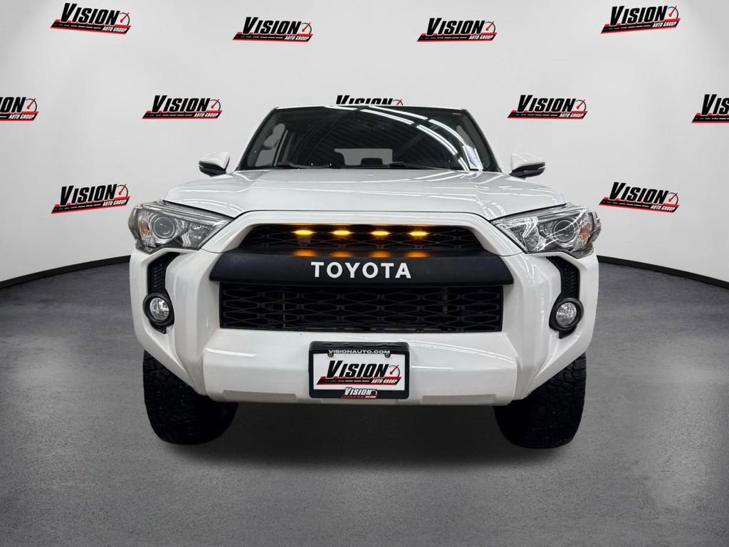 Used 2019 Toyota 4Runner 4WD image 2