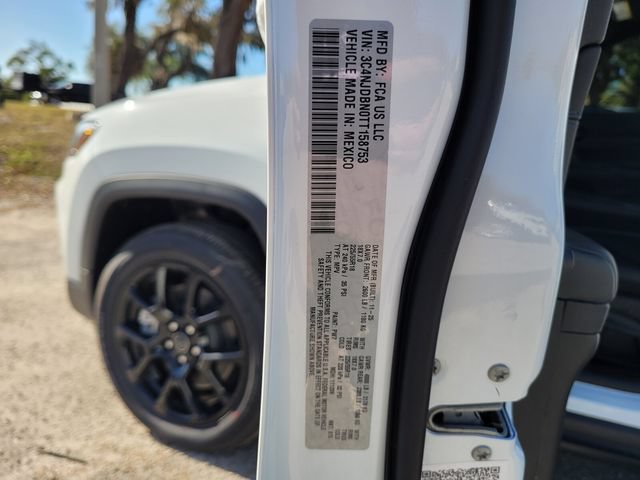 Used 2026 Jeep Compass Latitude AWD/4WD image 18