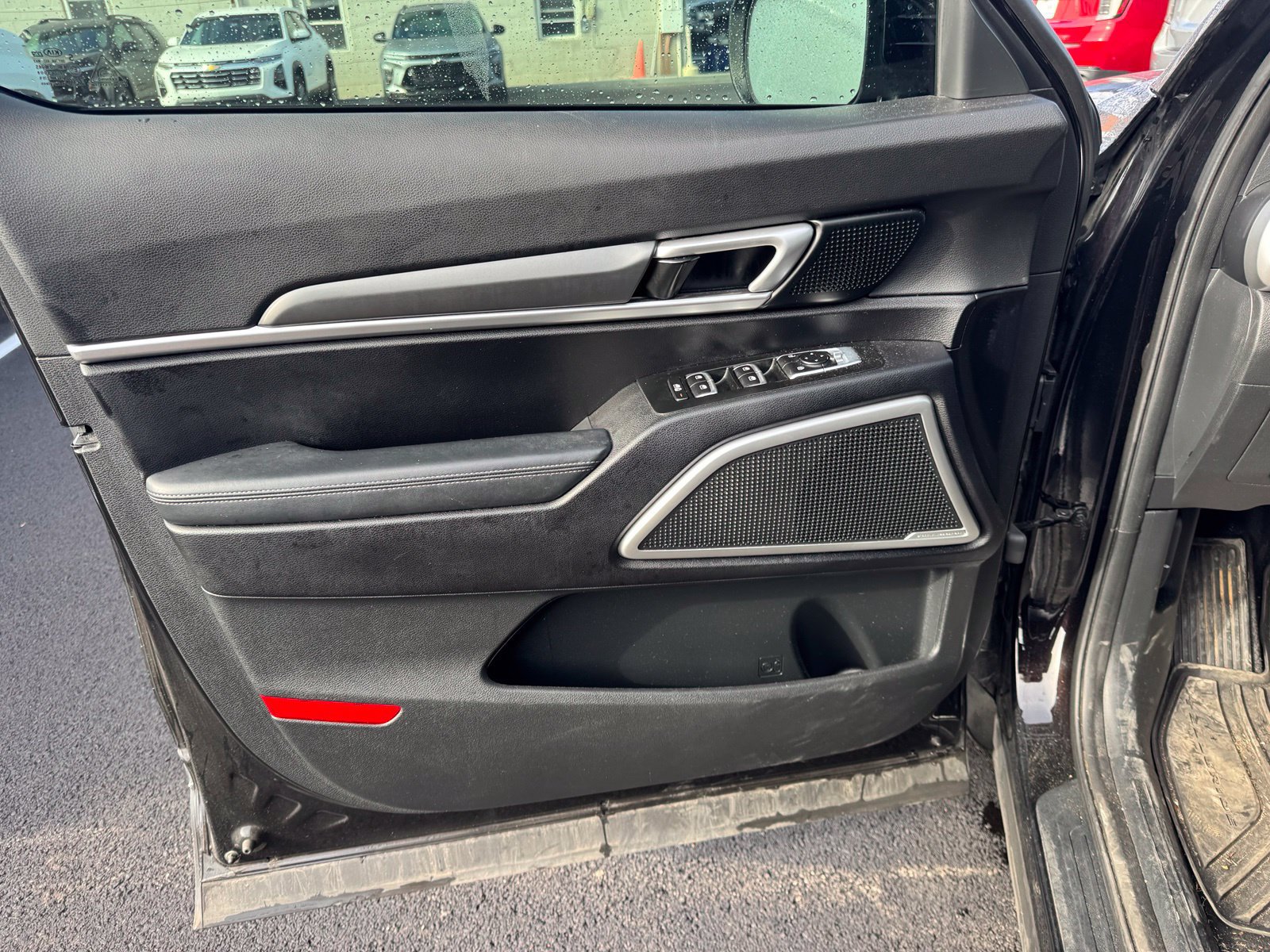 Used 2021 Kia Telluride S FWD image 11