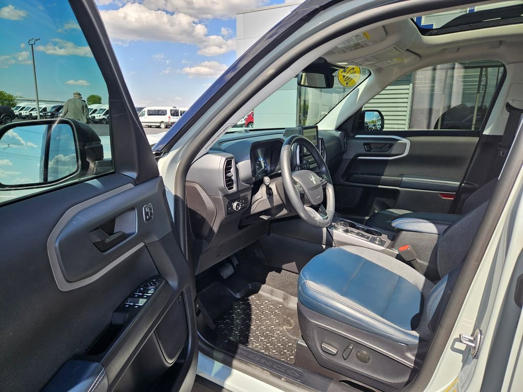 Used 2024 Ford Bronco Sport Outer Banks w/ Tech Package AWD/4WD image 13