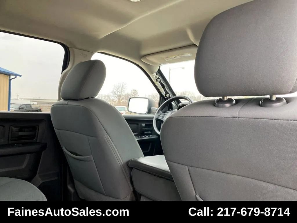 Used 2014 RAM 2500 Tradesman w/ Chrome Appearance Group image 12