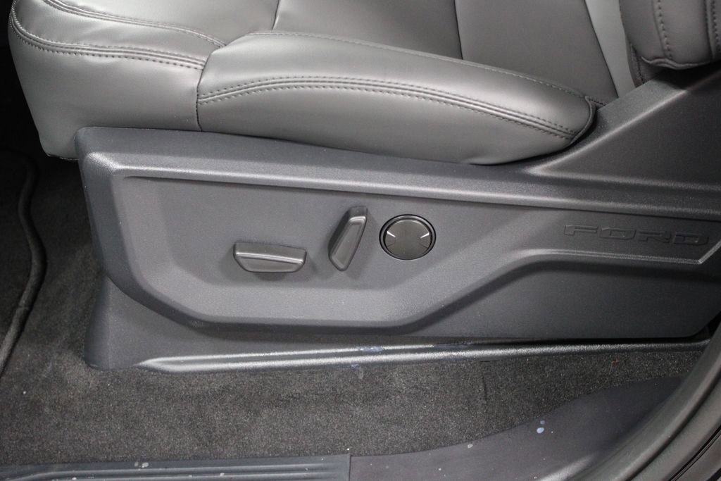 New 2026 Ford Expedition Max Active image 20