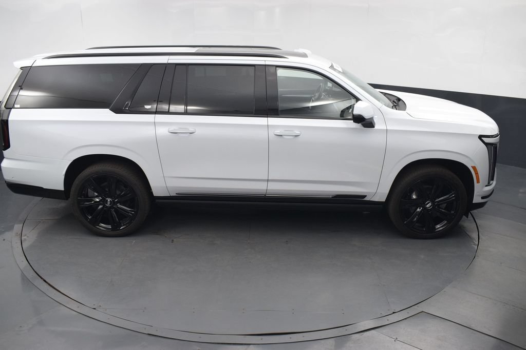 Certified 2026 Cadillac Escalade ESV Sport w/ Touring Package AWD/4WD image 51