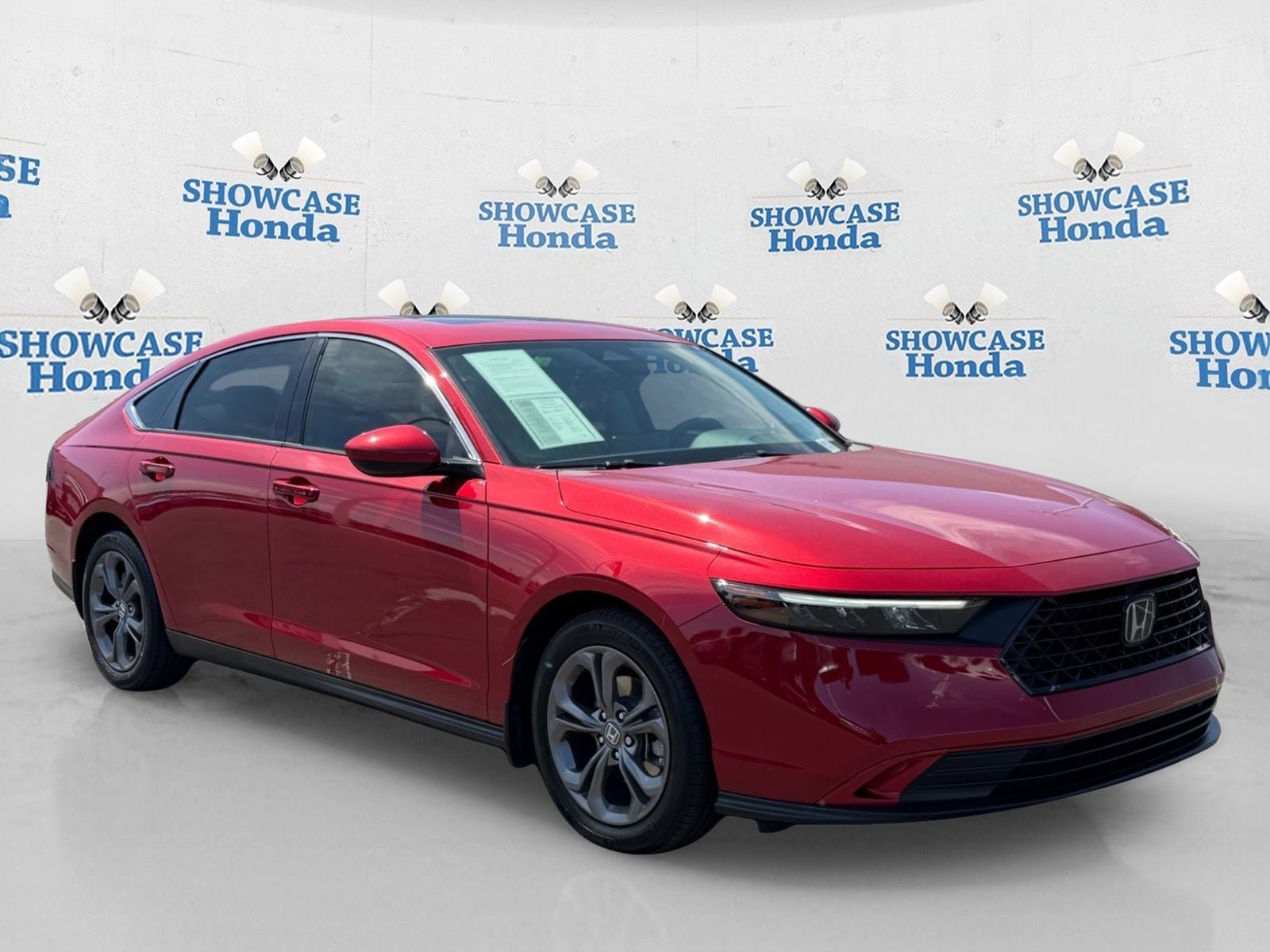 Used 2024 Honda Accord EX image 9
