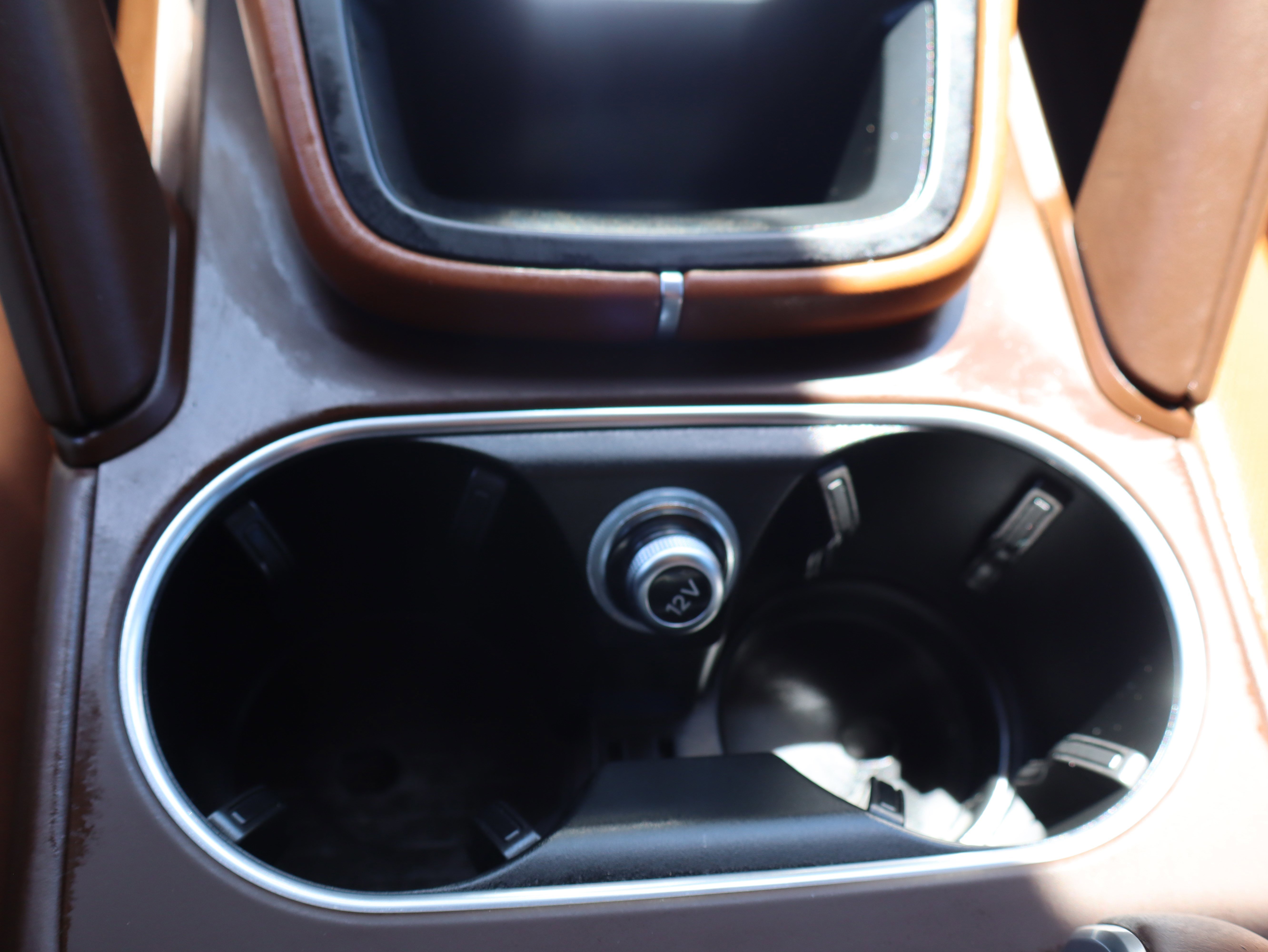 Used 2022 Porsche Cayenne image 36