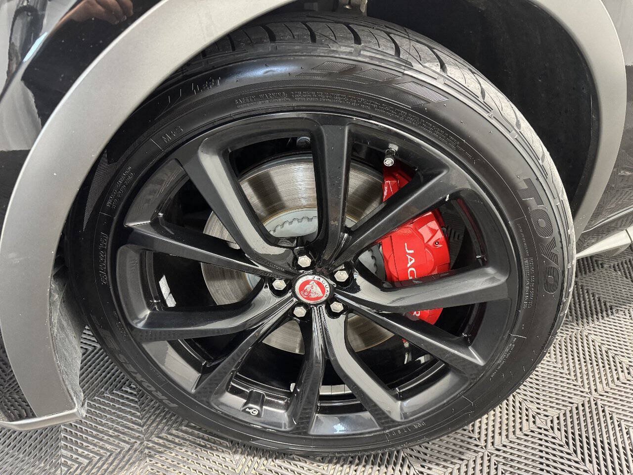 Used 2020 Jaguar F-PACE SVR AWD/4WD image 51