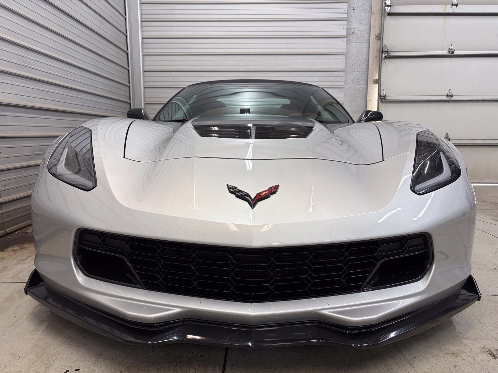 Used 2015 Chevrolet Corvette Z06 w/ 3LZ Preferred Equipment Group RWD image 2