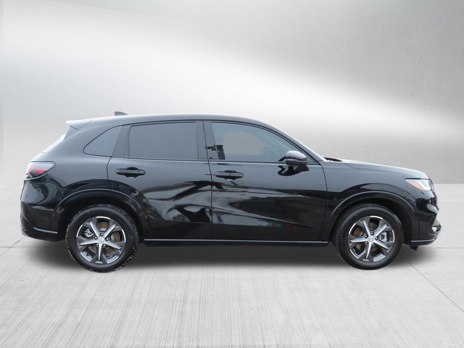 Used 2024 Honda HR-V EX-L image 8