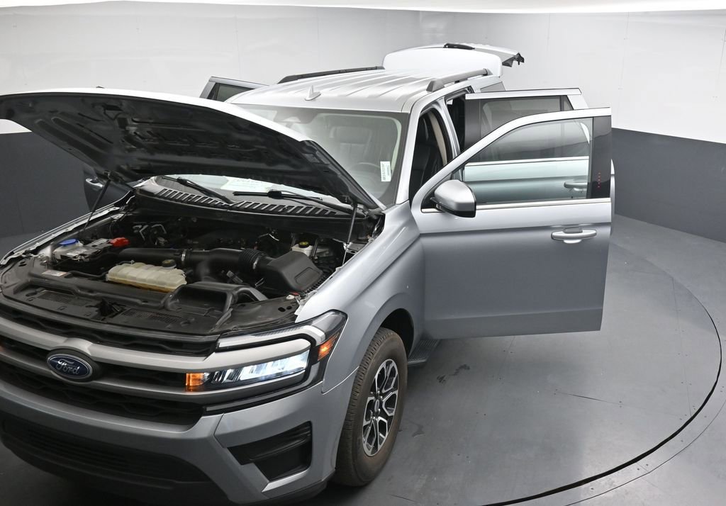 Used 2024 Ford Expedition Max XLT AWD/4WD image 41