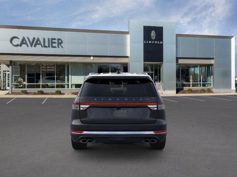 New 2026 Lincoln Aviator AWD image 5