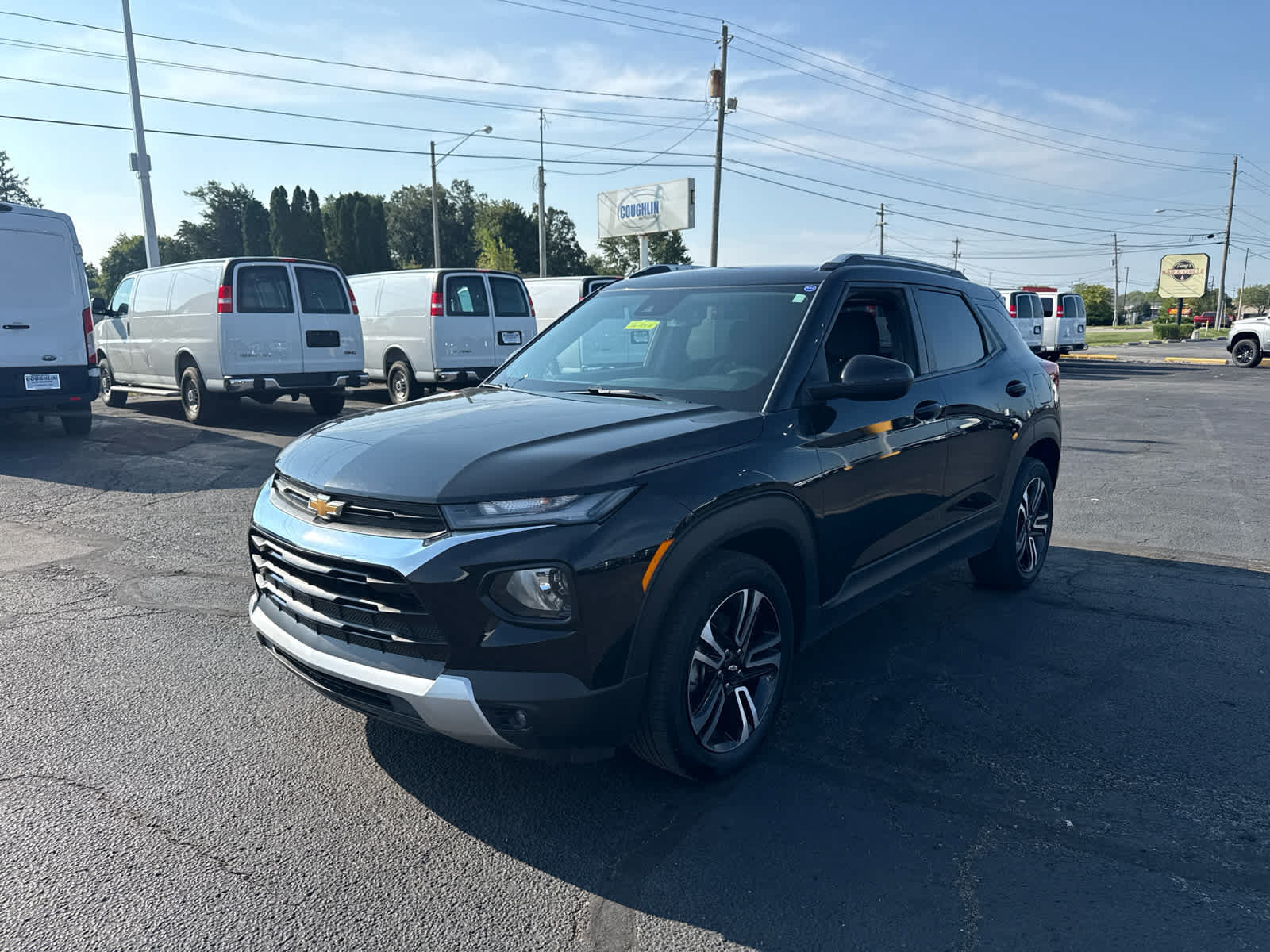 Certified 2023 Chevrolet TrailBlazer LT w/ Convenience Package FWD image 1