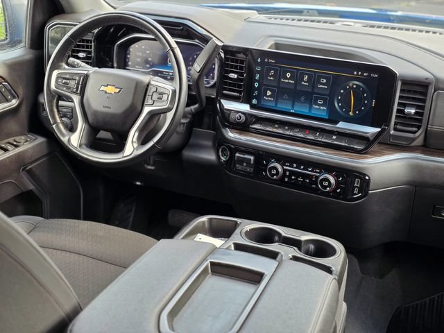 Used 2025 Chevrolet Silverado 1500 LT AWD/4WD image 35