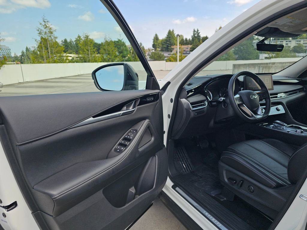 Certified 2024 INFINITI QX60 Pure image 25