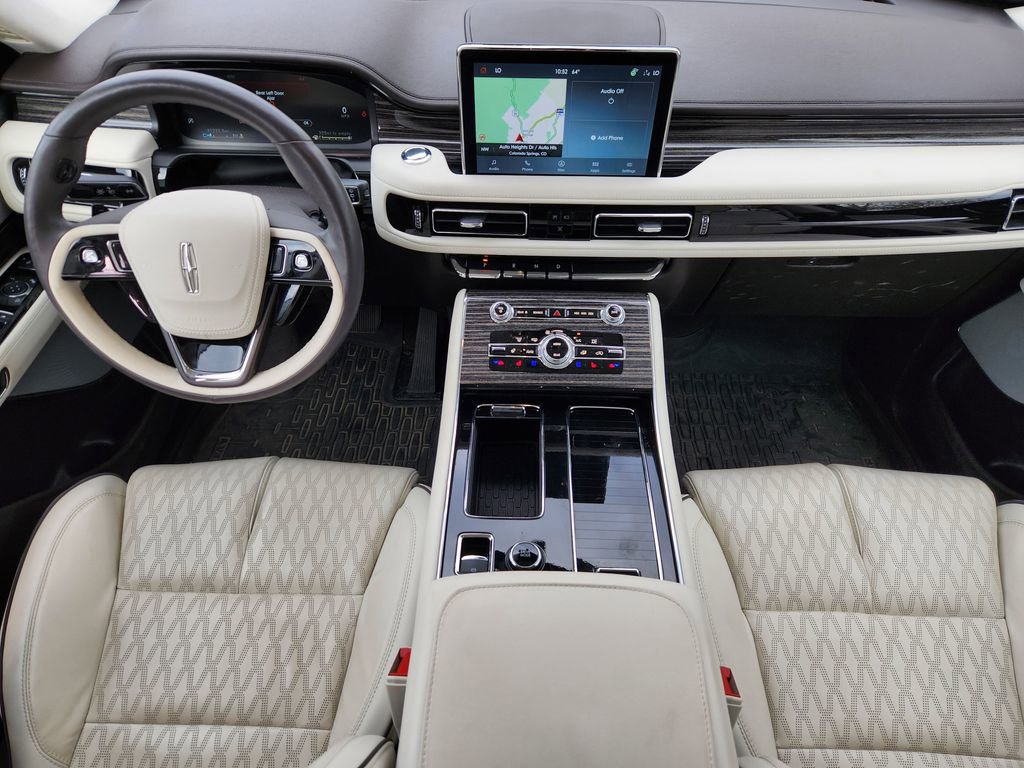 Used 2023 Lincoln Aviator Black Label w/ Dynamic Handling Package image 20