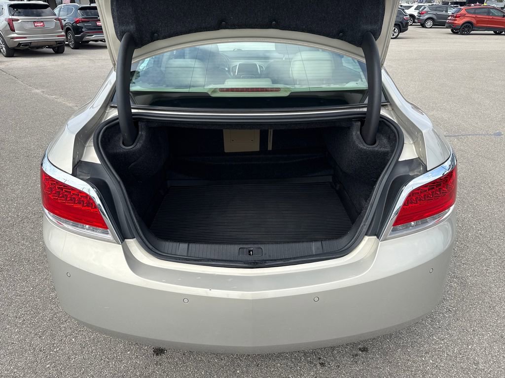 Used 2011 Buick LaCrosse CXL w/ Driver Confidence Package image 26