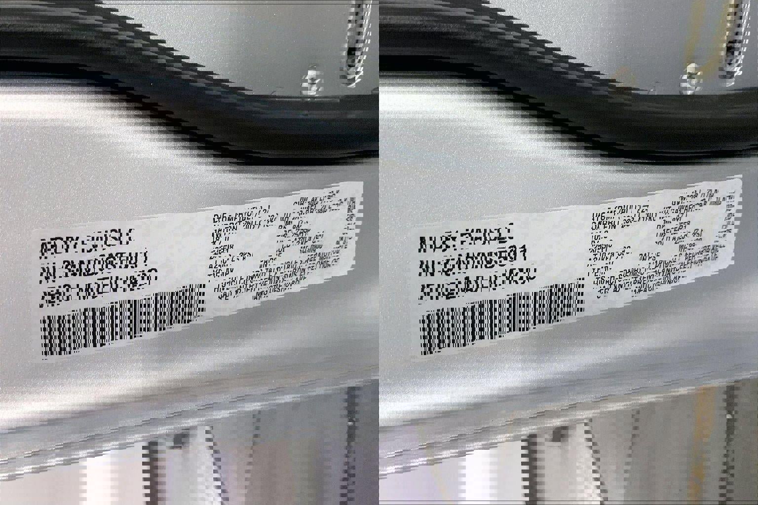 Used 2025 Jeep Compass Limited image 31