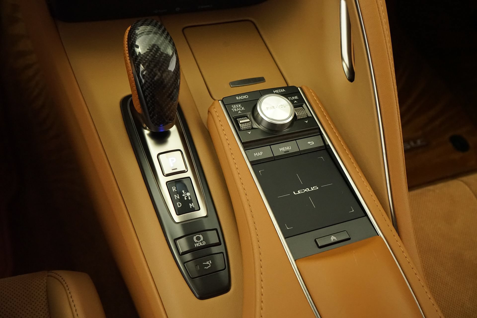 Used 2018 Lexus LC 500 Coupe w/ Performance Package RWD image 26