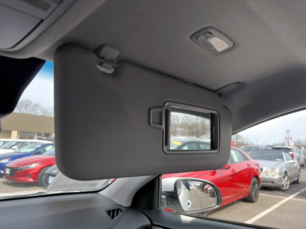 Certified 2023 Hyundai Kona SE w/ Cargo Package image 32