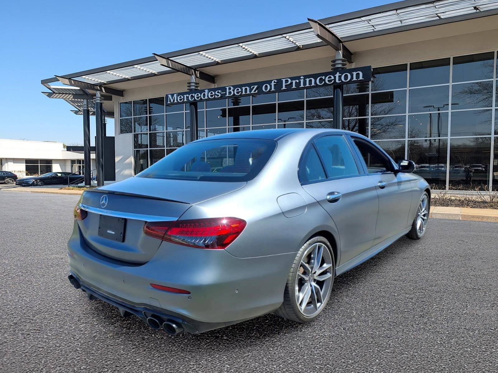 Used 2022 Mercedes-Benz E 53 AMG 4MATIC Sedan image 3