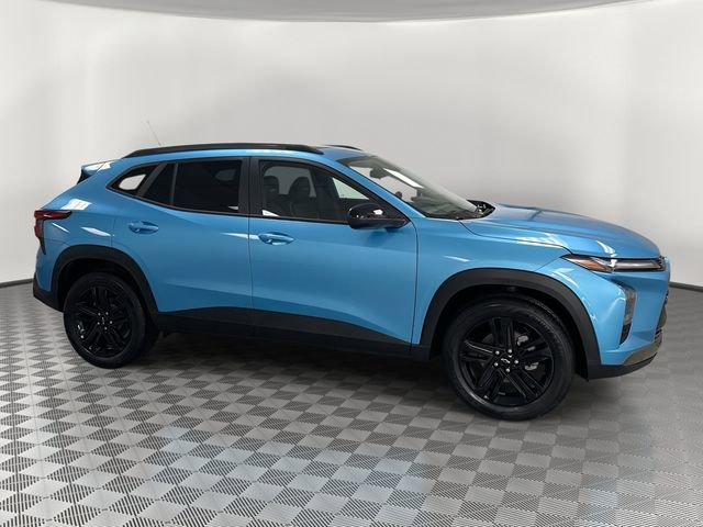 New 2026 Chevrolet Trax ACTIV w/ Sunroof Package