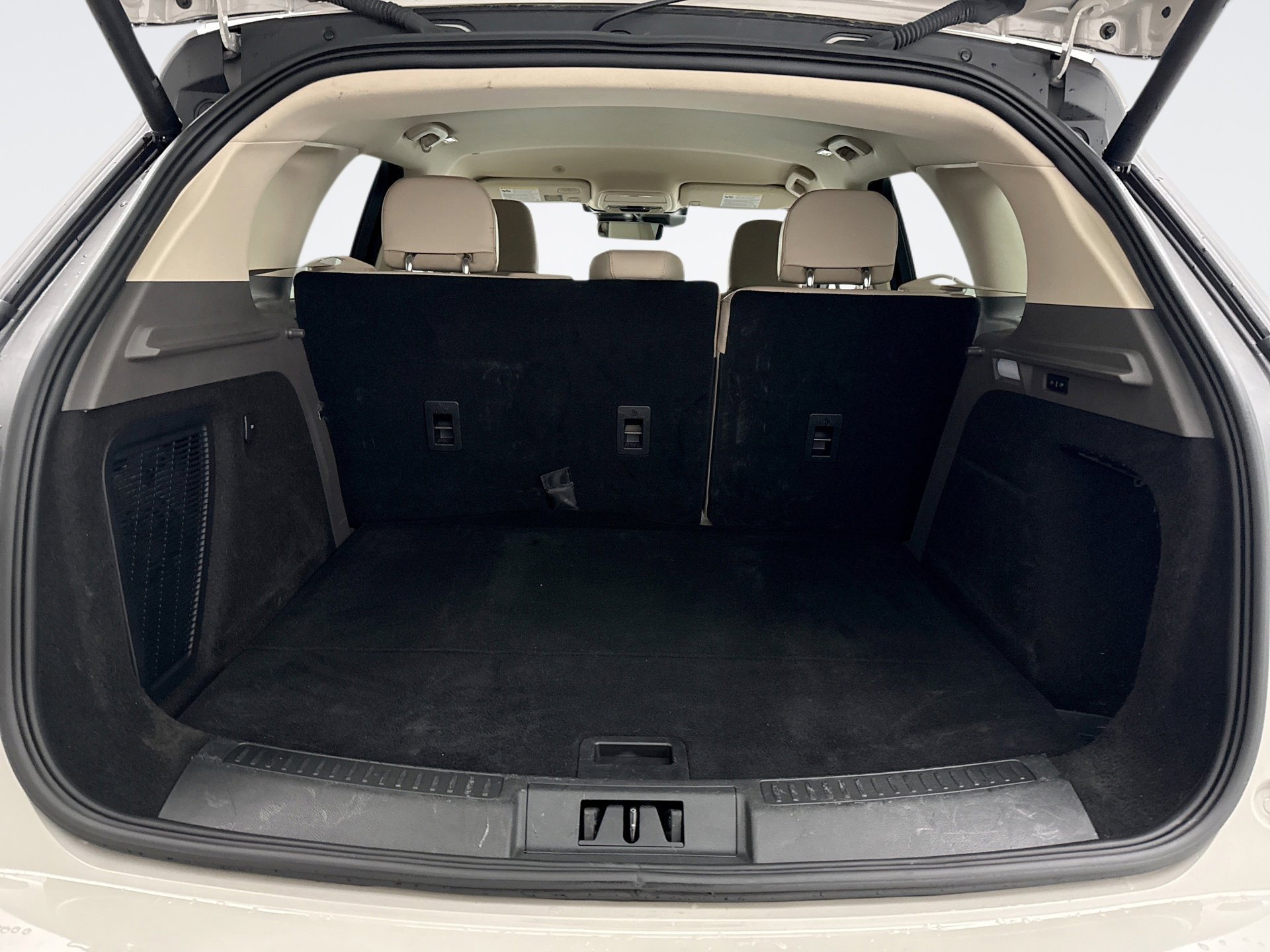 Used 2024 Lincoln Corsair AWD w/ Equipment Group 101A image 19