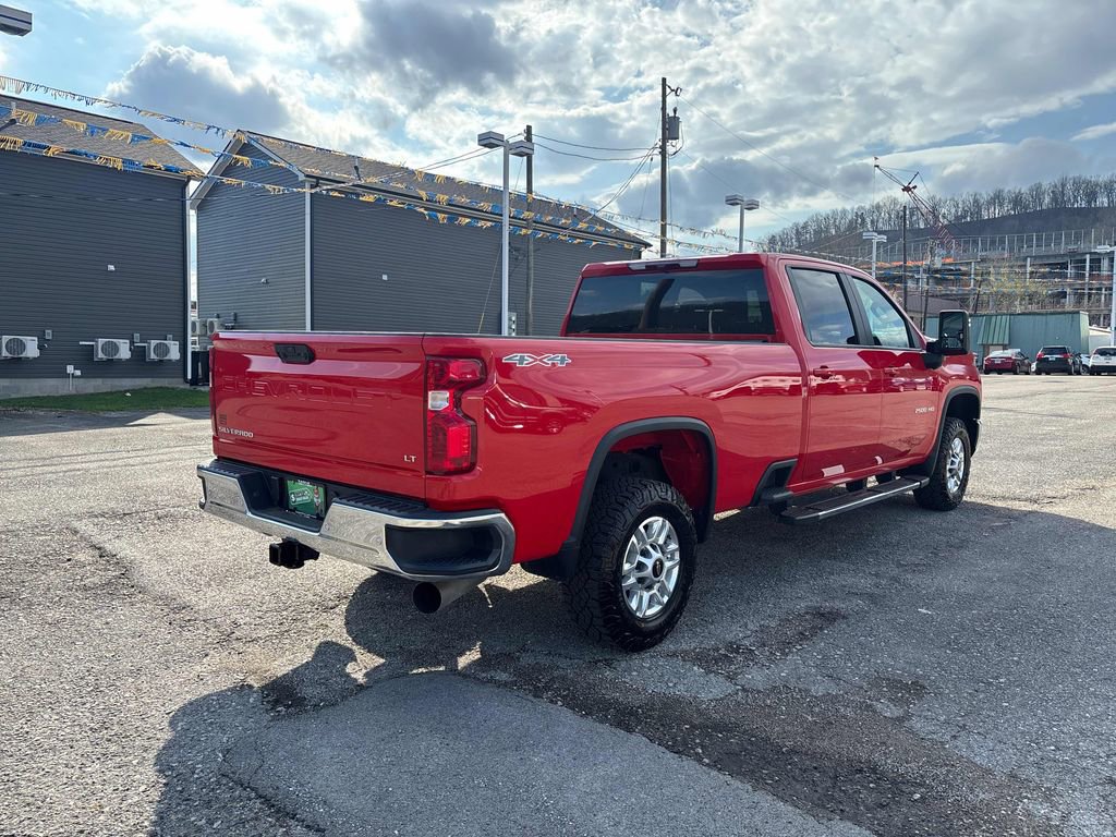 Used 2025 Chevrolet Silverado 2500 LT w/ Safety Package AWD/4WD image 5