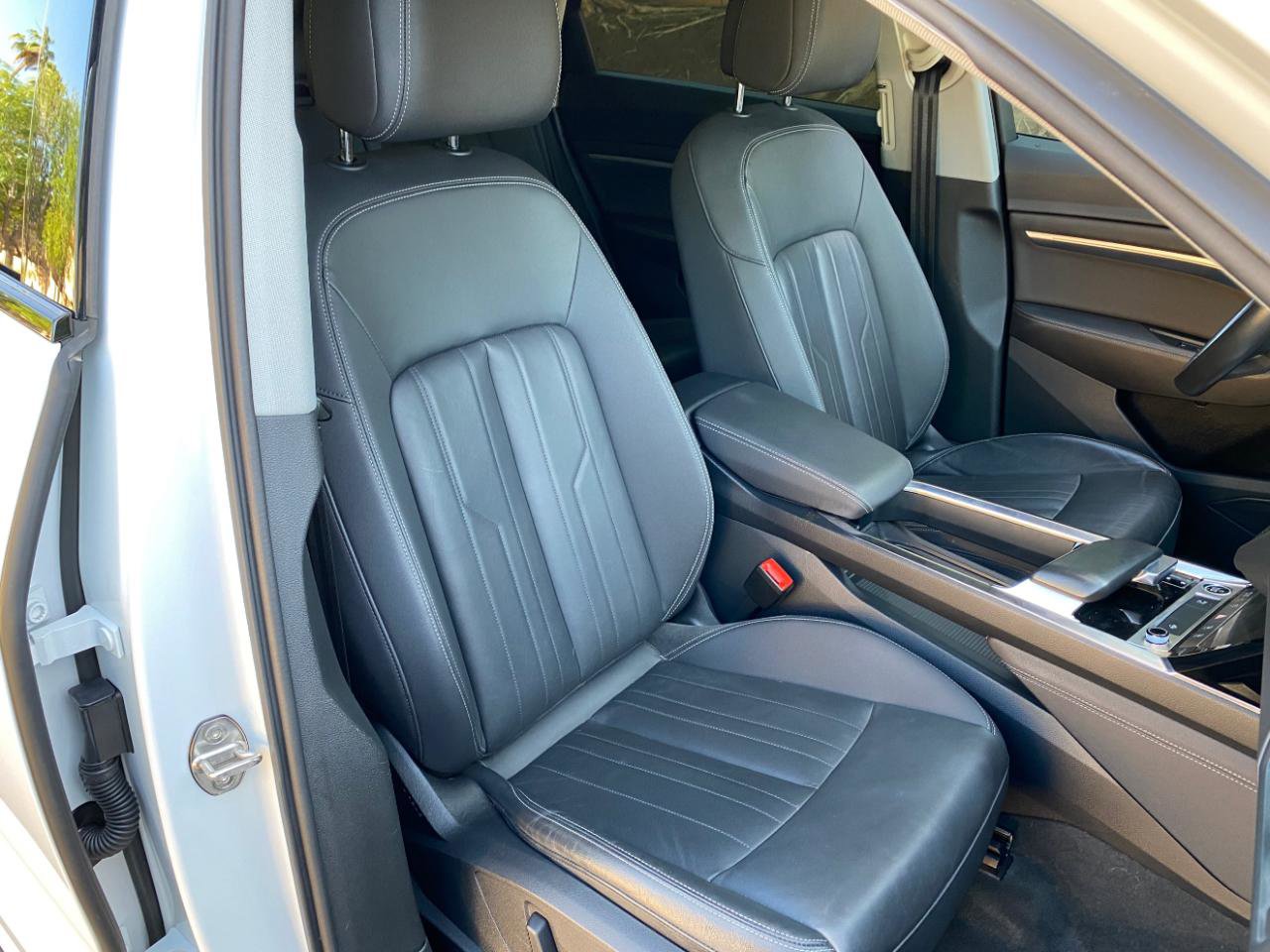 Used 2021 Audi e-tron Premium w/ Convenience Plus Package AWD/4WD image 47