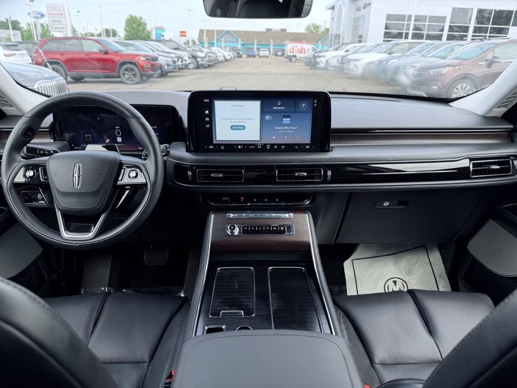 Certified 2025 Lincoln Aviator Reserve w/ Equipment Group 201A AWD/4WD image 32