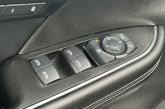 Used 2023 Buick Envision Essence image 12