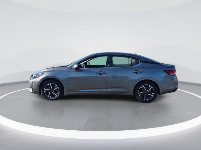 Used 2024 Nissan Sentra SV FWD image 5