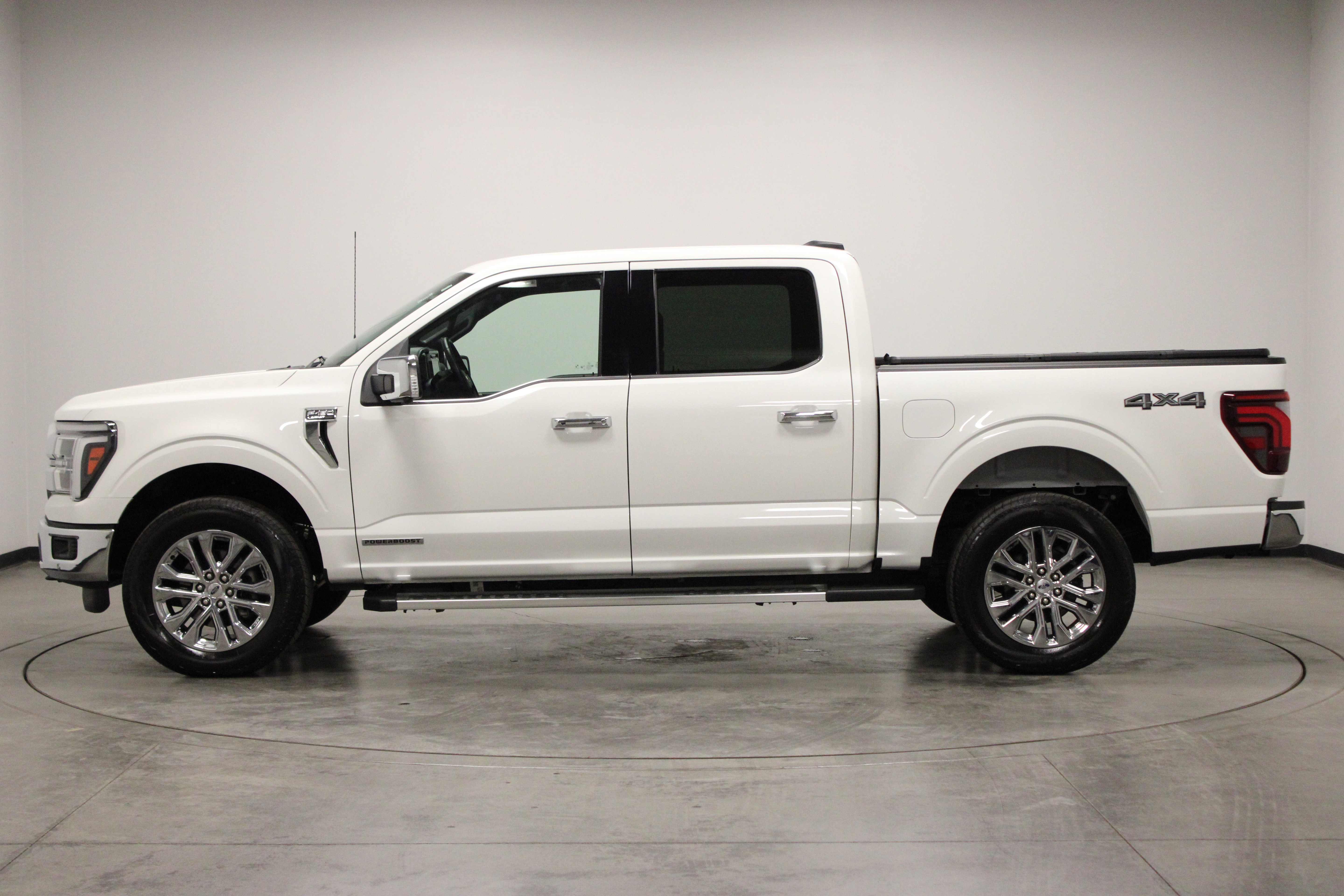 Used 2025 Ford F150 Lariat w/ Equipment Group 502A High AWD/4WD image 5