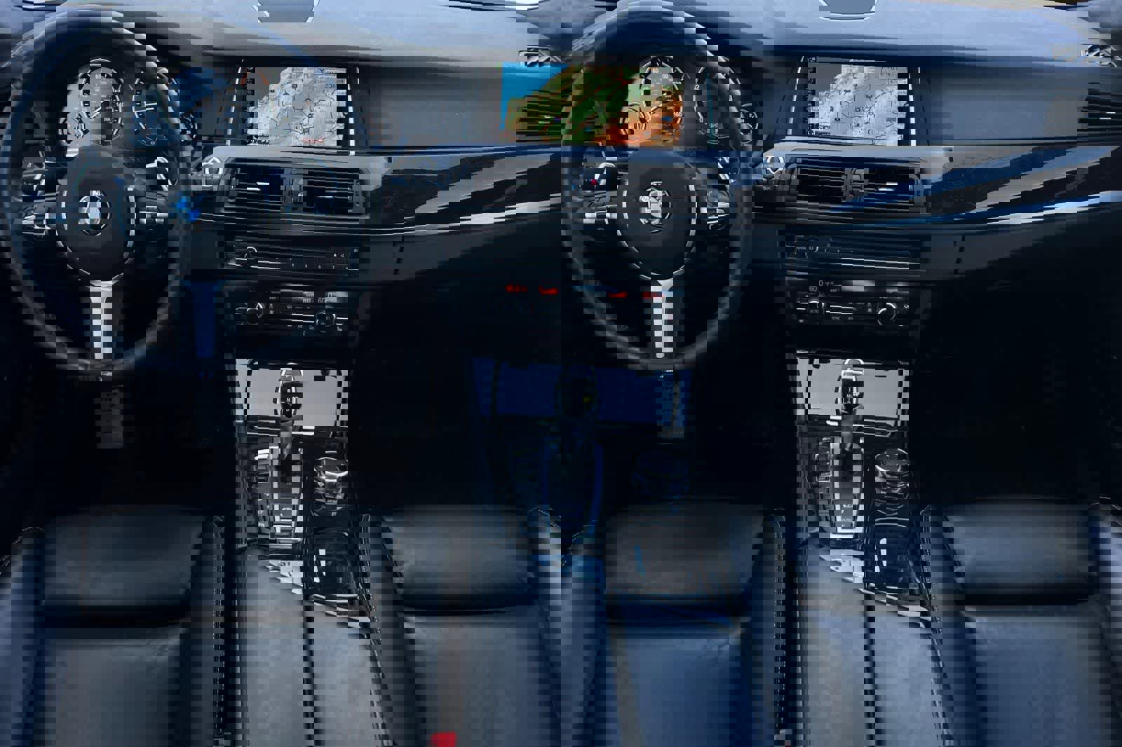 Used 2016 BMW 528i xDrive Sedan image 4