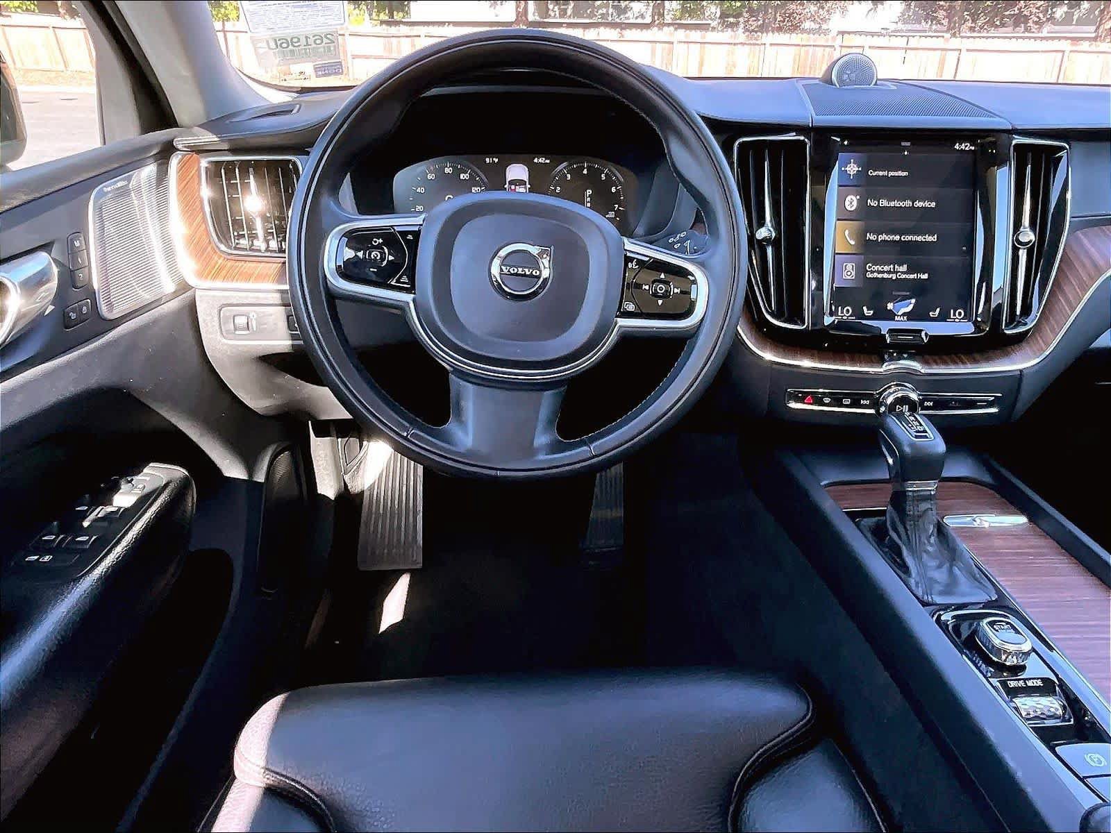 Used 2019 Volvo XC60 T6 Inscription w/ Protection Package Premier AWD/4WD image 7