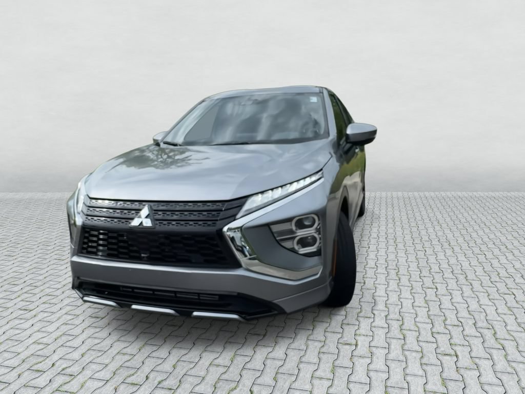 Used 2024 Mitsubishi Eclipse Cross SEL AWD/4WD image 3