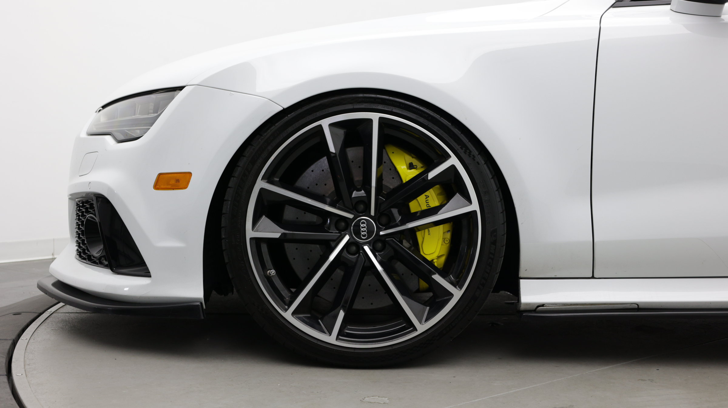 Used 2018 Audi RS 7 Performance w/ Driver Assistance Package AWD/4WD image 11