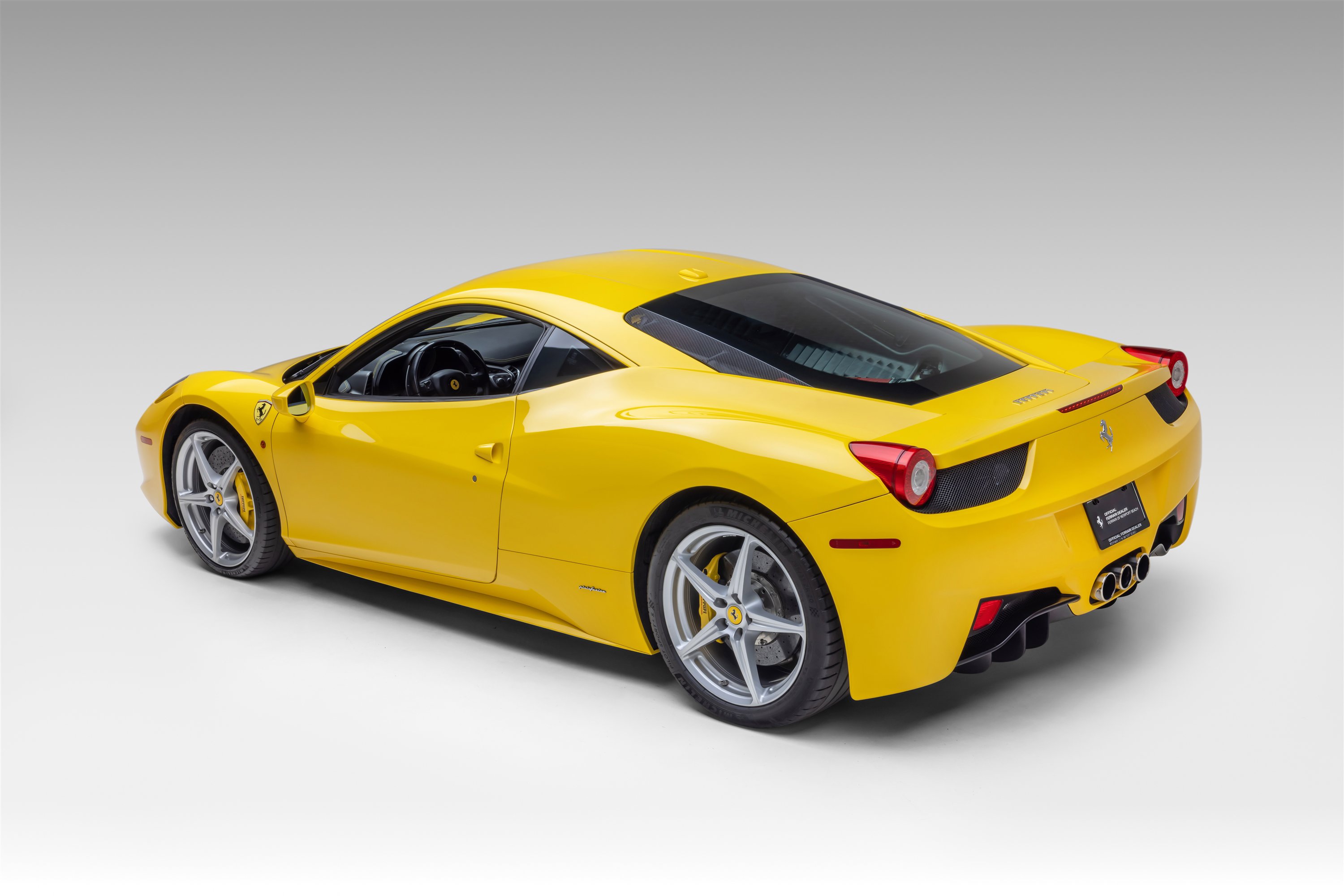 Used 2012 Ferrari 458 Italia Coupe image 7