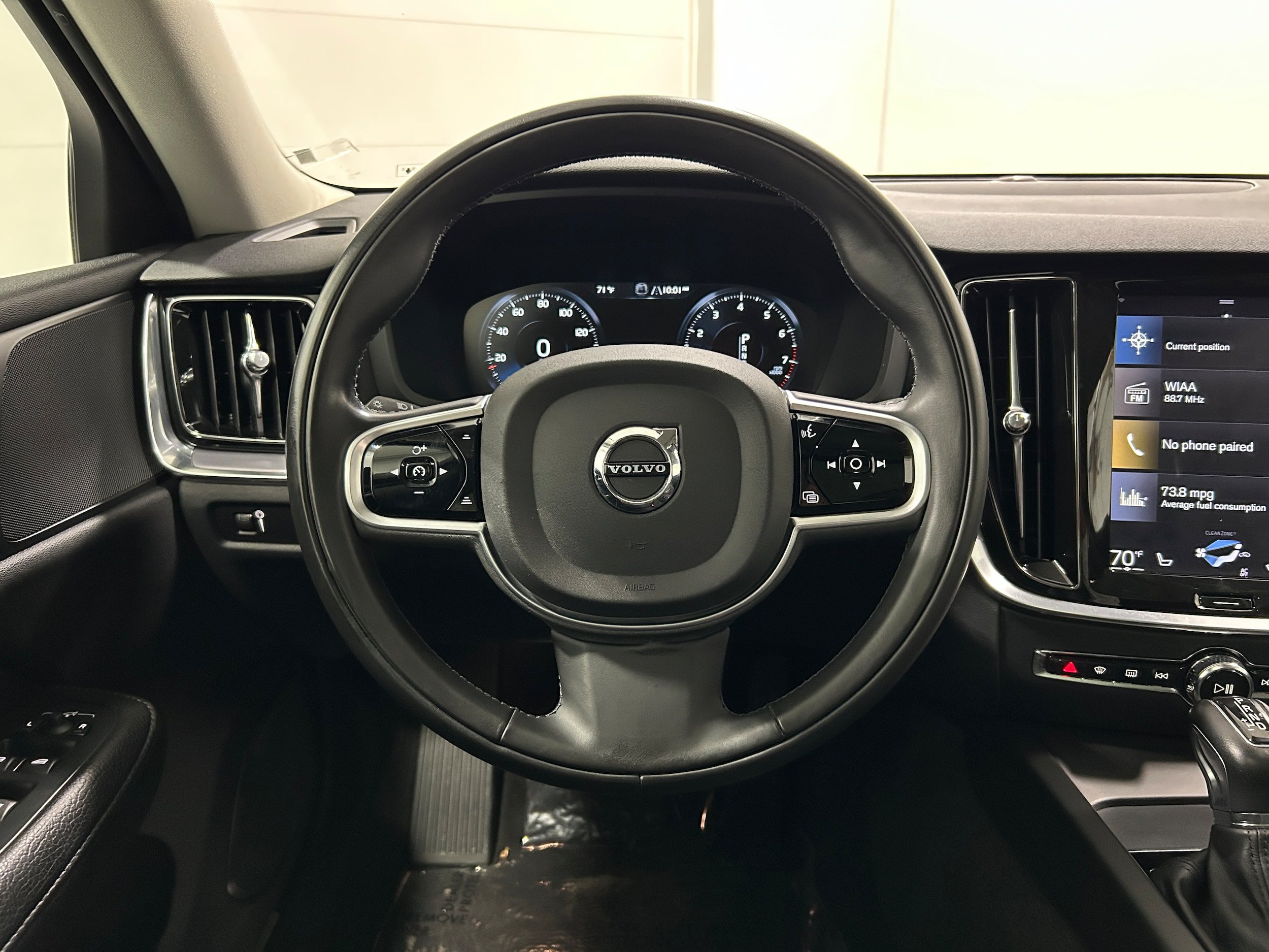 Used 2020 Volvo V60 T5 Cross Country AWD/4WD image 12
