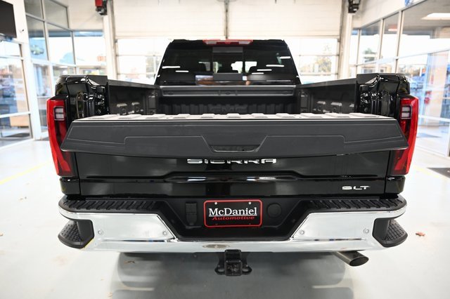 New 2026 GMC Sierra 2500 SLT w/ SLT Premium Package image 7