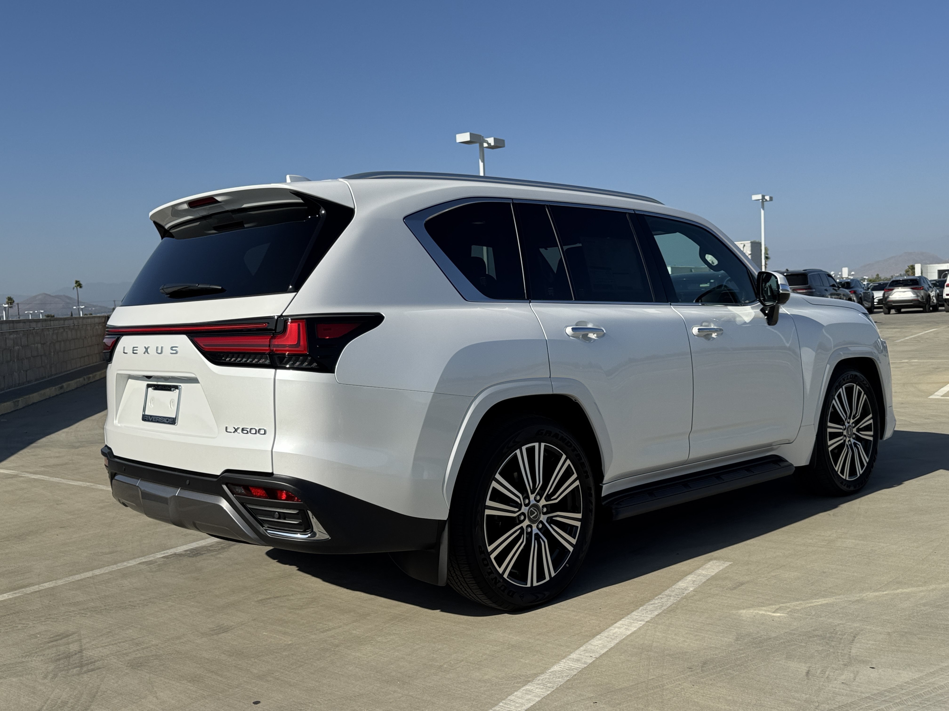 New 2026 Lexus LX 600 4WD w/ Accessory Package (2T) image 11