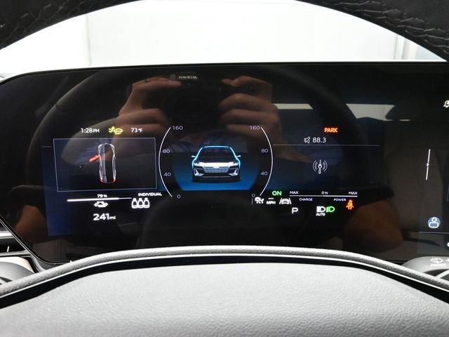 Used 2025 Audi A6 e-tron Prestige image 9