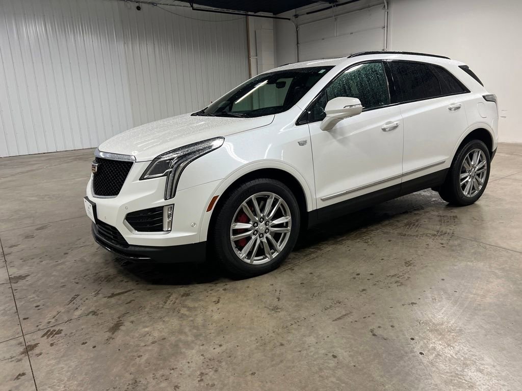 Certified 2023 Cadillac XT5 Sportv w/ Technology Package image 4