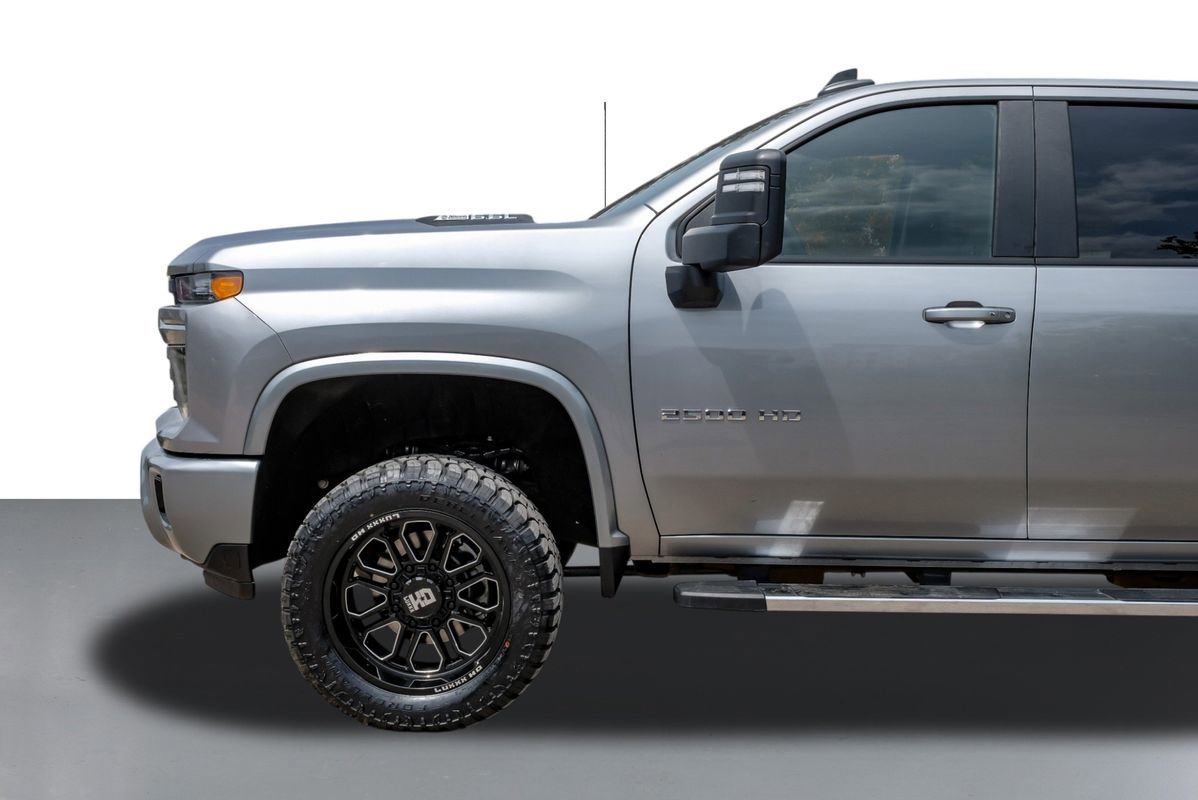 Used 2025 Chevrolet Silverado 2500 LT w/ Convenience Package image 11