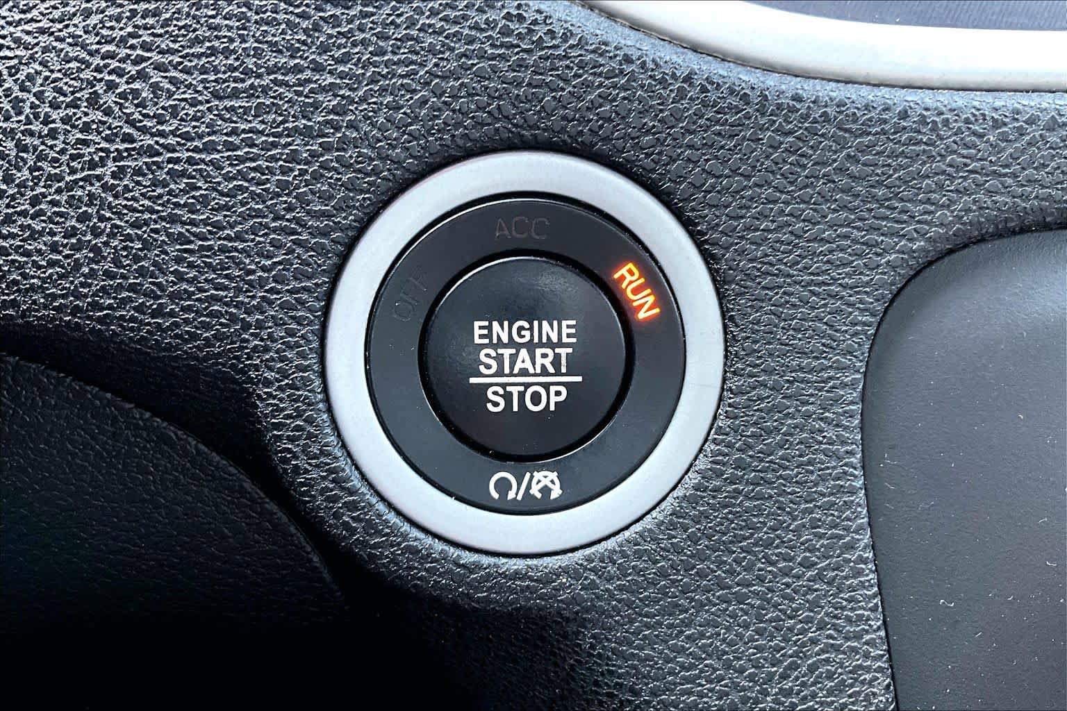 Used 2020 Dodge Charger R/T RWD image 30