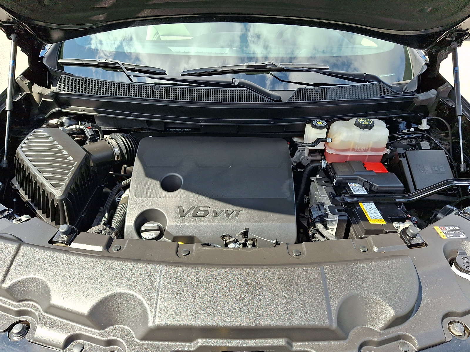 Certified 2023 Chevrolet Traverse Premier FWD image 34