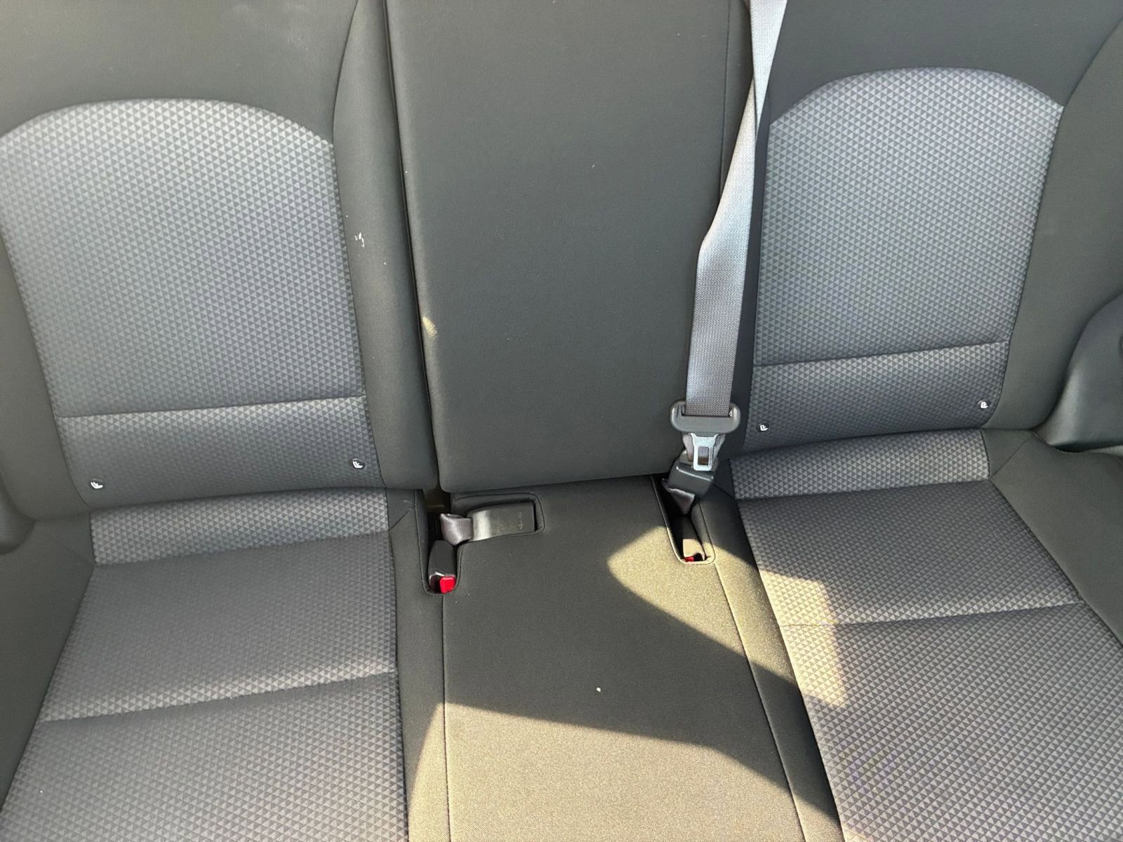 Used 2025 Kia Soul LX w/ LX Technology Package FWD image 36