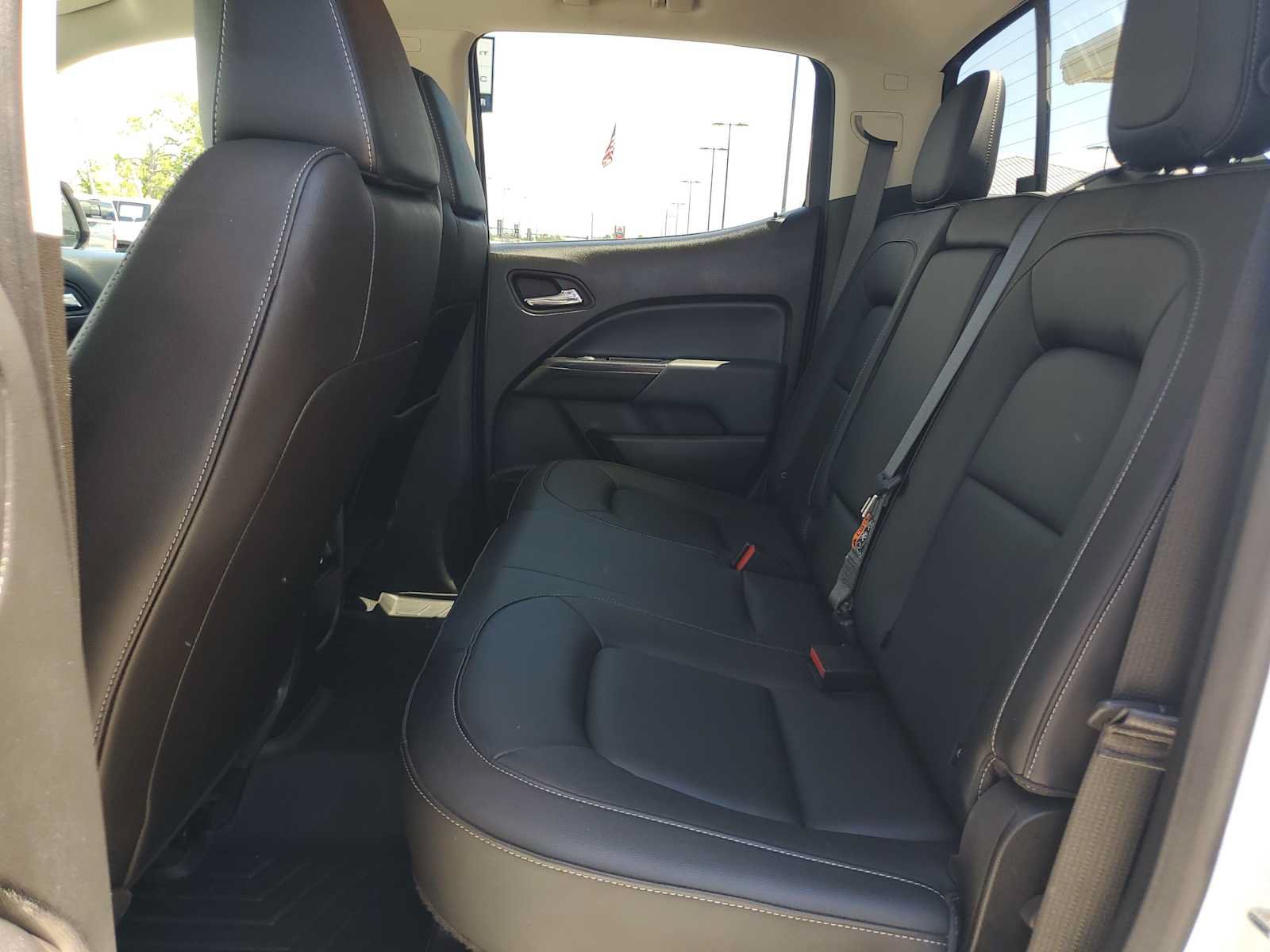 Used 2021 Chevrolet Colorado Z71 AWD/4WD image 18