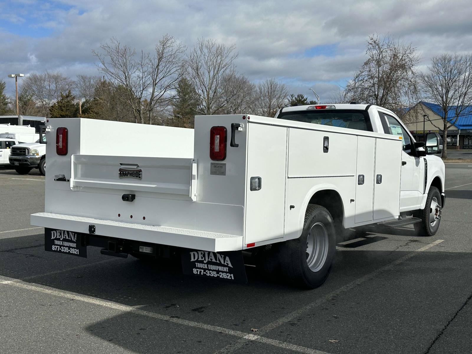 New 2024 Ford F350 XL w/ XL Chrome Package RWD image 2