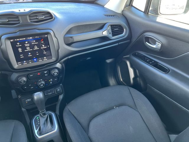 Used 2023 Jeep Renegade Latitude image 31